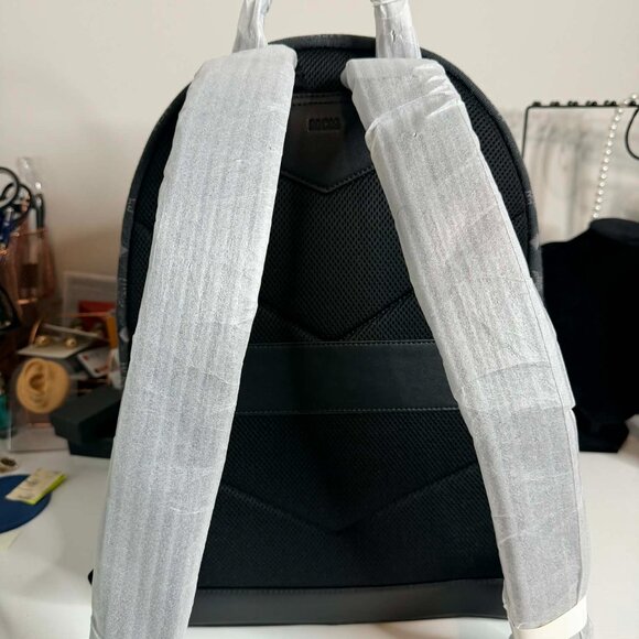 MCM Backpack - Picture 3 of 5